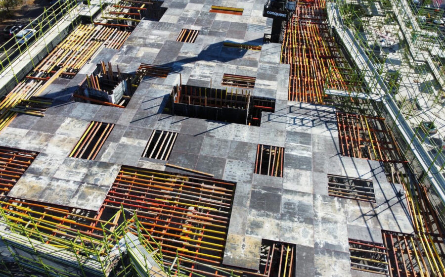Aerial view of Apex slab formwork deck with props and joists